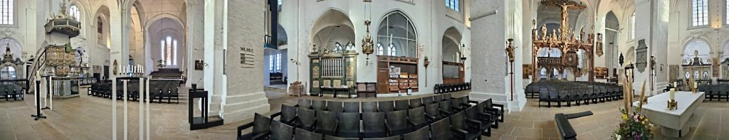 Innen Panorama des Lübecker Doms
